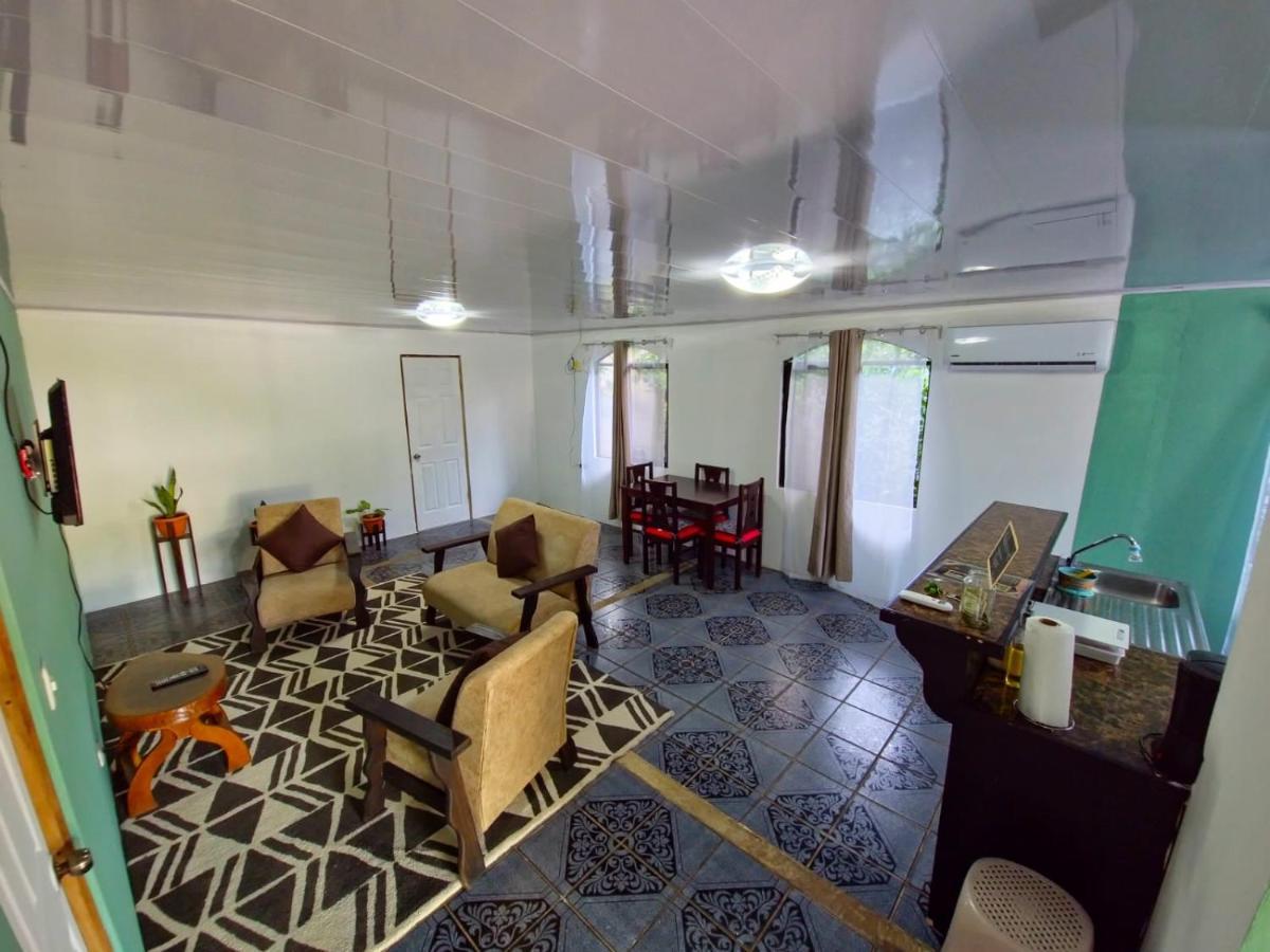 Micheck Beach House Tortuguero Exterior photo