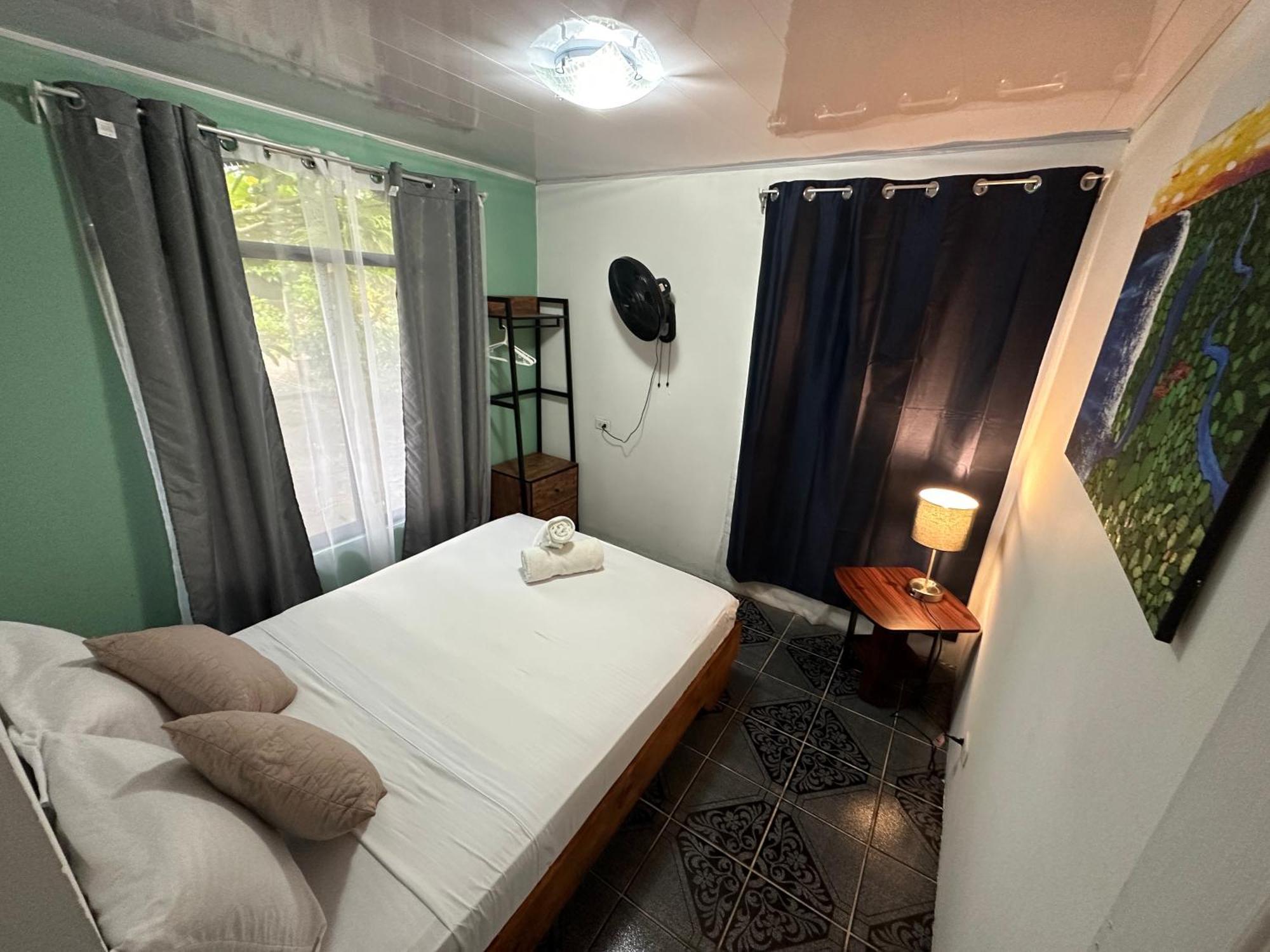 Micheck Beach House Tortuguero Exterior photo